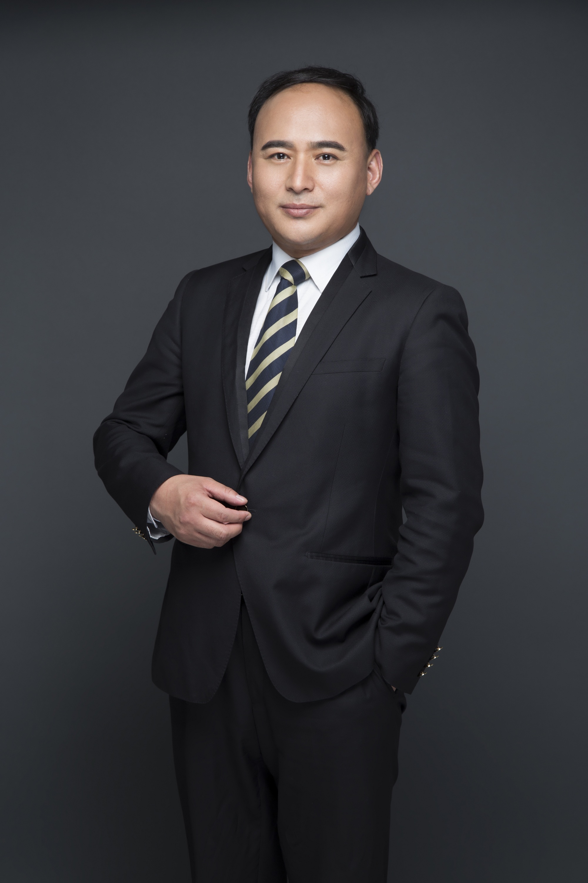 叶志鸿 包装与印刷设计负责人